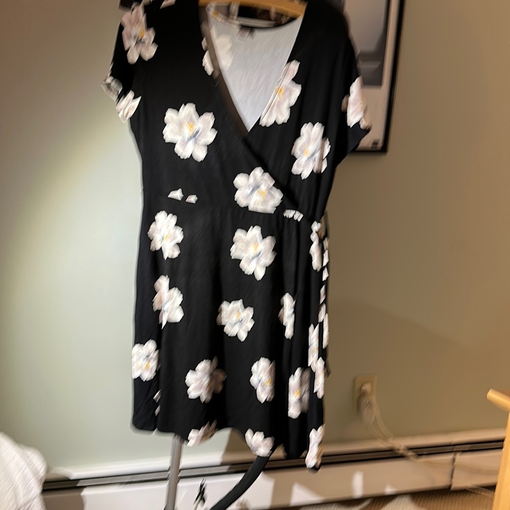 Faux wrap comfy dress.  Old Navy. Size P L